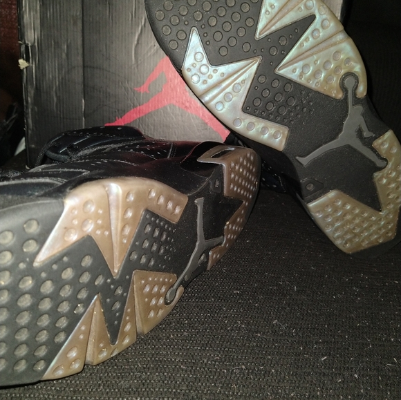 Jordans retro 6 green/black size 15 - Picture 5 of 7